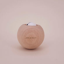 Charger l'image dans la galerie, Hochet JINGLA boule (disponible en 11 coloris)