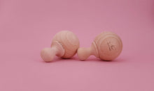 Charger l'image dans la galerie, Mini-maracas avec gravure personnalisée